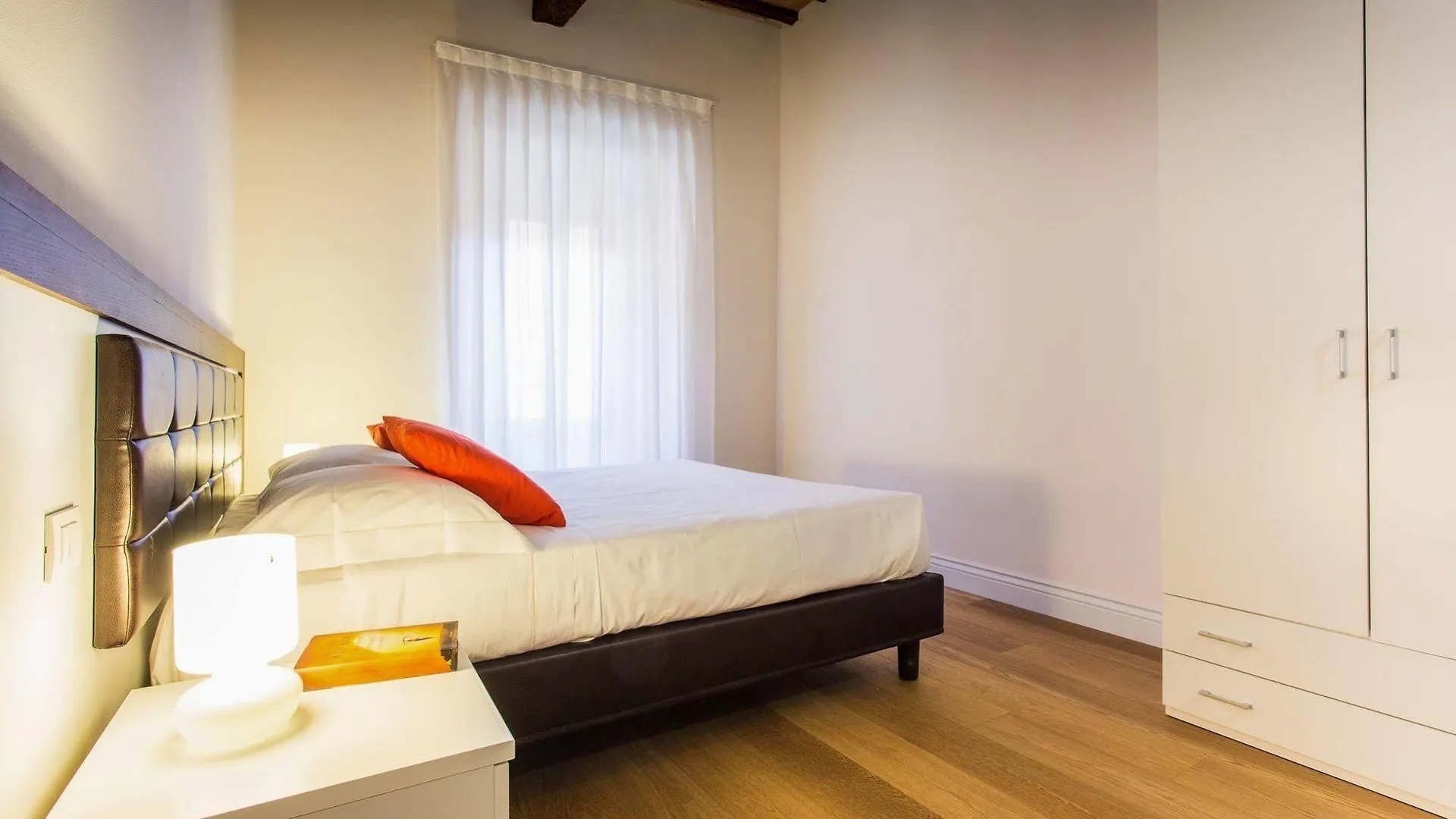 San Lorenzo Apartments Colle Val D'Elsa 0*,